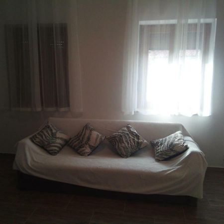Apartmaji Matazin Črni Kal Exteriör bild