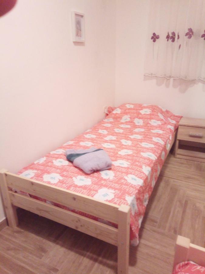 Apartmaji Matazin Črni Kal Exteriör bild