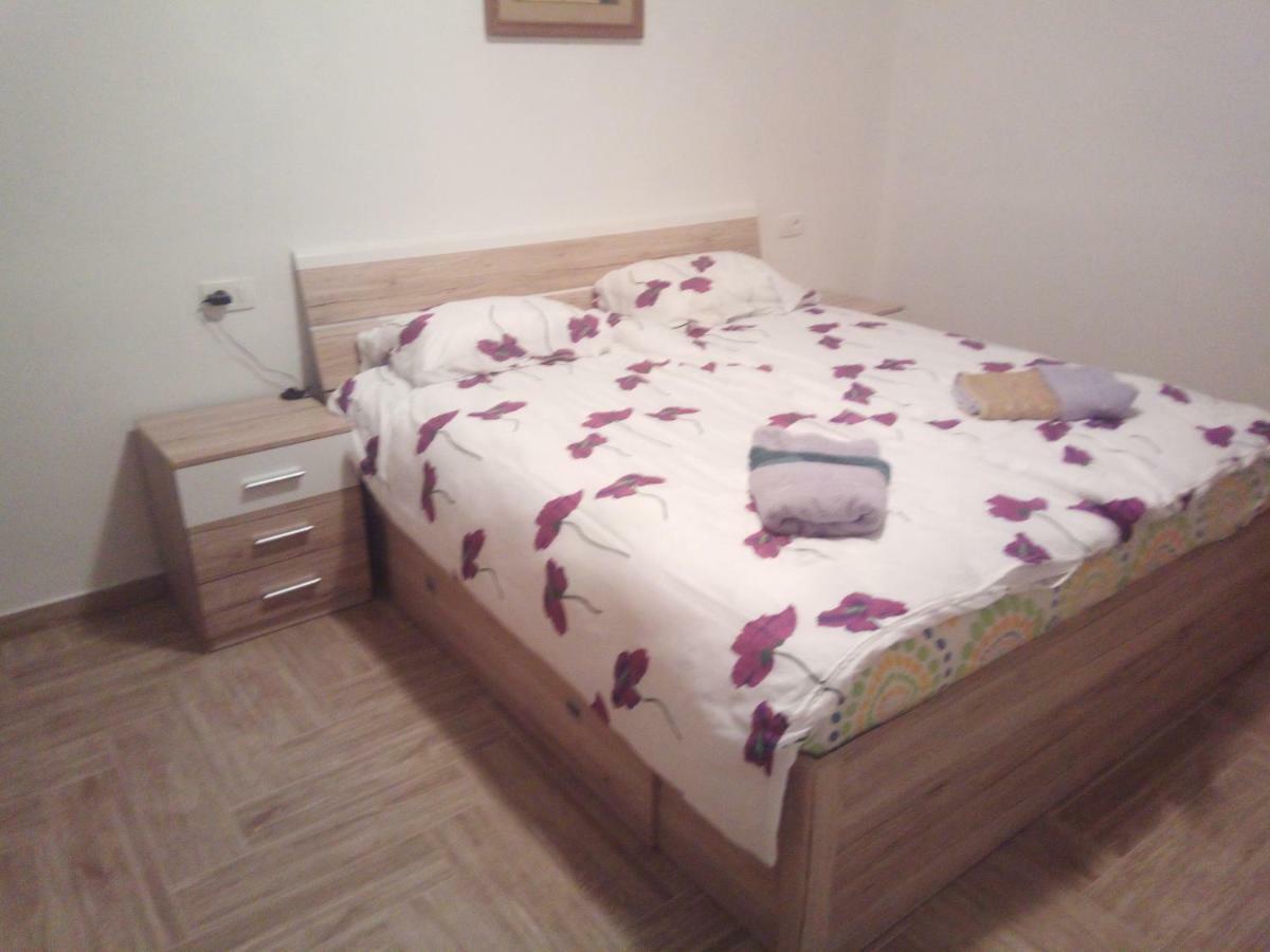 Apartmaji Matazin Črni Kal Exteriör bild