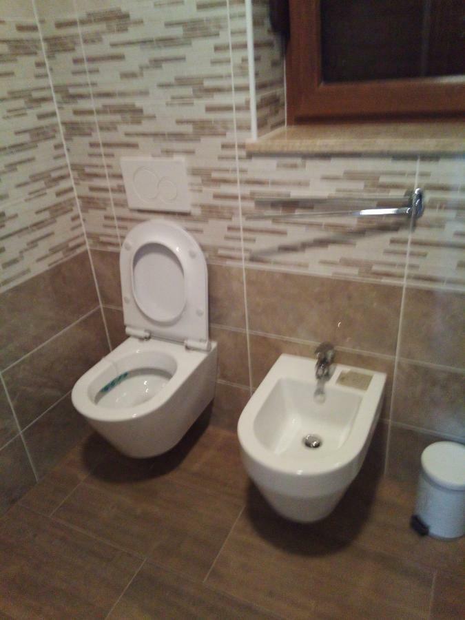 Apartmaji Matazin Črni Kal Exteriör bild