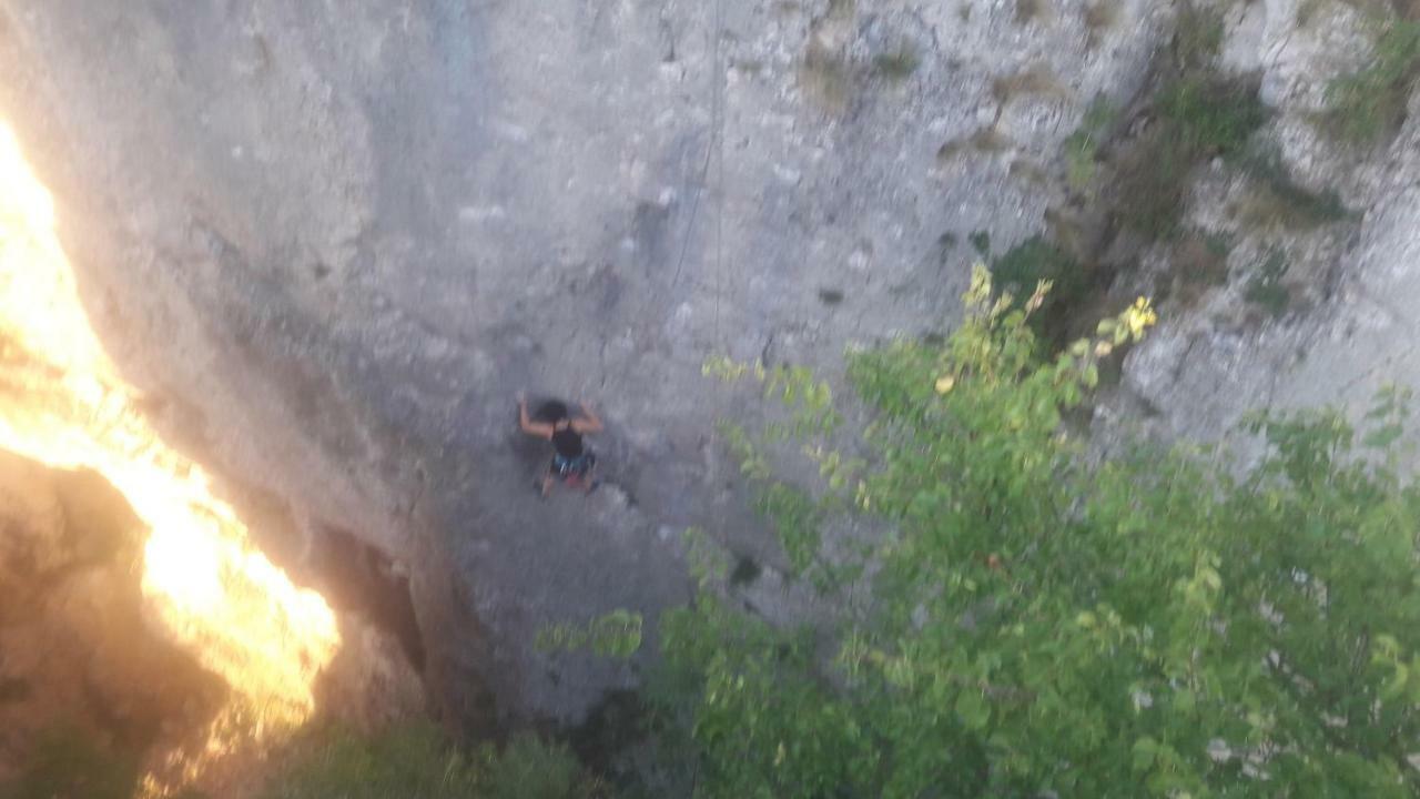 Apartmaji Matazin Črni Kal Exteriör bild